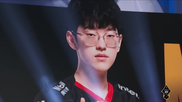 完成大四喜，姆巴佩当选欧冠官方本周最佳球员